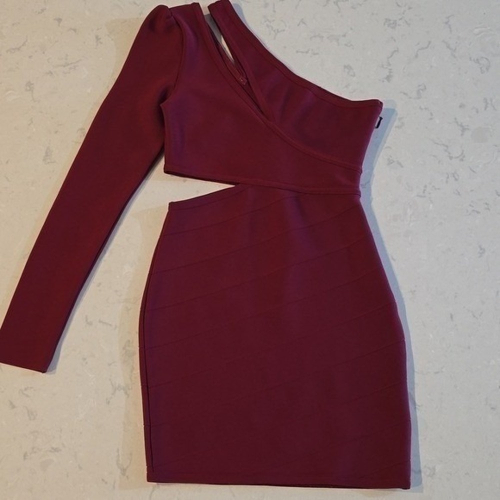 Fashion Nova Burgundy Bandage Mini Dress M One Shoulder Cutout Bodycon Party